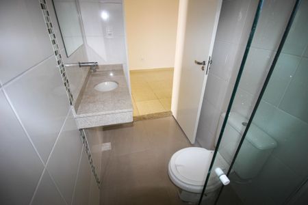 Casa de condomínio para alugar com 163m², 2 quartos e 2 vagas Casa de condomínio para alugar com 163m², 2 quartos e 2 vagasBanheiro Social