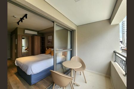 Studio para alugar com 29m², 1 quarto e sem vaga Studio para alugar com 29m², 1 quarto e sem vagaVaranda