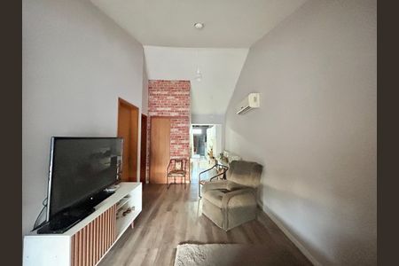 Sala de casa à venda com 2 quartos, 84m² em Canudos, Novo Hamburgo