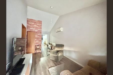Sala de casa à venda com 2 quartos, 84m² em Canudos, Novo Hamburgo