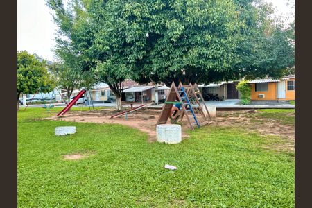 Casa à venda com 84m², 2 quartos e 2 vagas Casa à venda com 84m², 2 quartos e 2 vagasPlayground