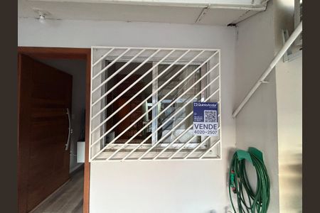 Casa à venda com 84m², 2 quartos e 2 vagas Casa à venda com 84m², 2 quartos e 2 vagasPlaca