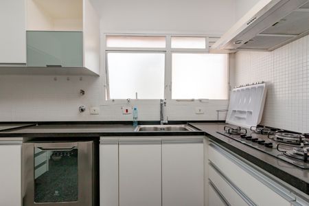 Apartamento à venda com 240m², 3 quartos e 3 vagasCozinha