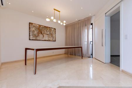 Apartamento à venda com 240m², 3 quartos e 3 vagasSala de Jantar