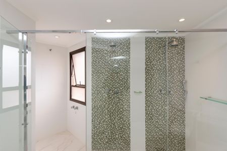 Apartamento à venda com 240m², 3 quartos e 3 vagasBanheiro da Suíte 1