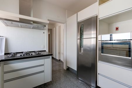 Apartamento à venda com 240m², 3 quartos e 3 vagasCozinha