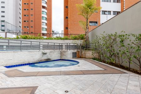 Apartamento à venda com 240m², 3 quartos e 3 vagasPiscina