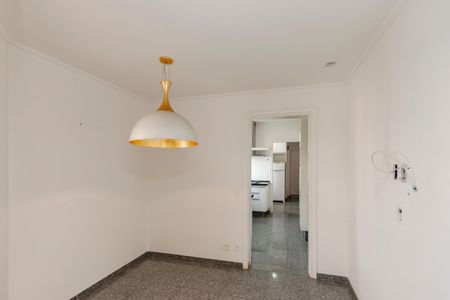 Apartamento à venda com 240m², 3 quartos e 3 vagasCopa