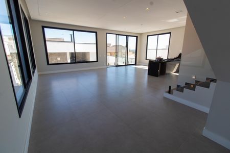 Sala de casa de condomínio à venda com 4 quartos, 411m² em Loteamento Alphaville Campinas, Campinas