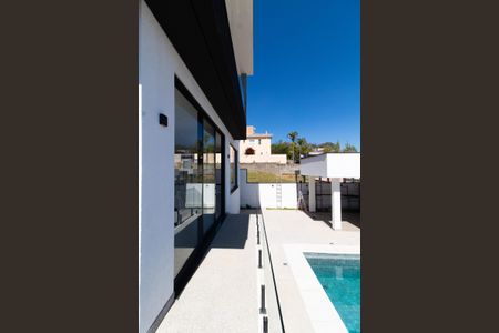 Casa de condomínio à venda com 411m², 4 quartos e 4 vagasÁrea Externa