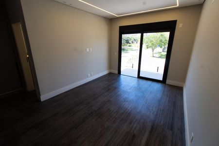 Casa de condomínio à venda com 411m², 4 quartos e 4 vagasSuíte 3