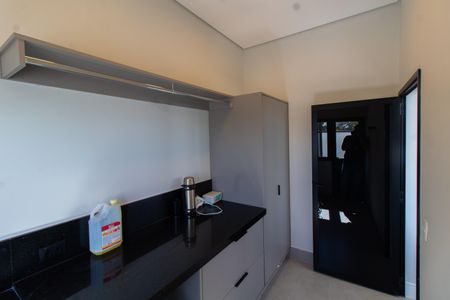 Casa de condomínio à venda com 411m², 4 quartos e 4 vagasÁrea de Serviço