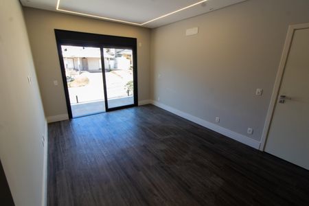 Casa de condomínio à venda com 411m², 4 quartos e 4 vagasSuíte 3