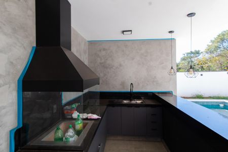 Casa de condomínio à venda com 411m², 4 quartos e 4 vagasÁrea comum