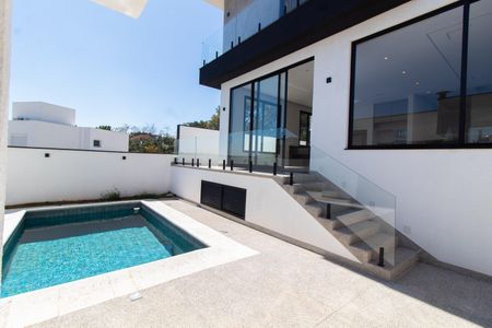 Casa de condomínio à venda com 411m², 4 quartos e 4 vagasÁrea comum