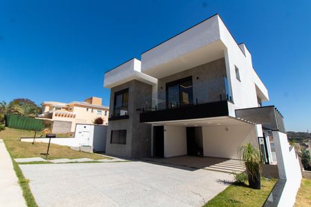 Casa de condomínio à venda com 411m², 4 quartos e 4 vagasFachada