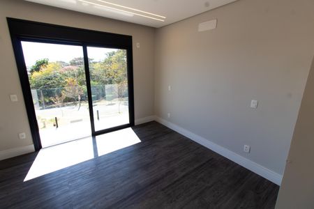 Casa de condomínio à venda com 411m², 4 quartos e 4 vagasSuíte 2