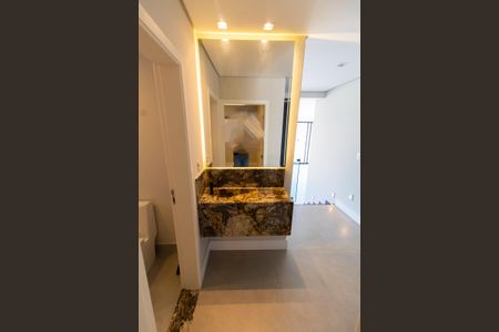 Casa de condomínio à venda com 411m², 4 quartos e 4 vagasLavabo