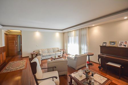 Apartamento à venda com 221m², 4 quartos e 3 vagasSala