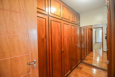 Apartamento à venda com 221m², 4 quartos e 3 vagasSuíte