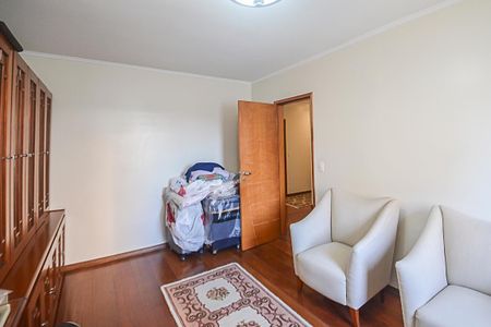 Apartamento à venda com 221m², 4 quartos e 3 vagasQuarto 2