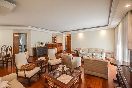 Apartamento à venda com 221m², 4 quartos e 3 vagasSala