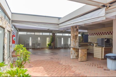 Apartamento à venda com 221m², 4 quartos e 3 vagasÁrea comum - Churrasqueira