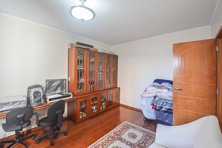 Apartamento à venda com 221m², 4 quartos e 3 vagasQuarto 2