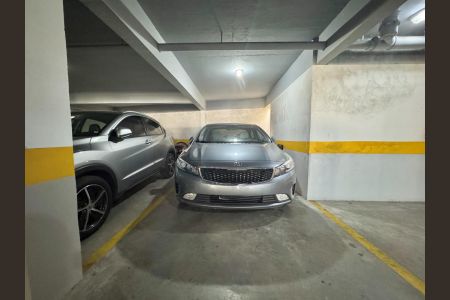 Apartamento à venda com 65m², 2 quartos e 1 vaga Apartamento à venda com 65m², 2 quartos e 1 vagaGaragem