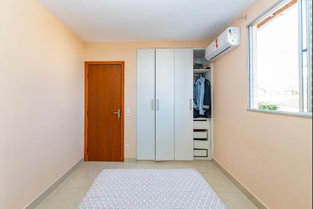 Casa de condomínio à venda com 90m², 3 quartos e 2 vagas Casa de condomínio à venda com 90m², 3 quartos e 2 vagasSuíte