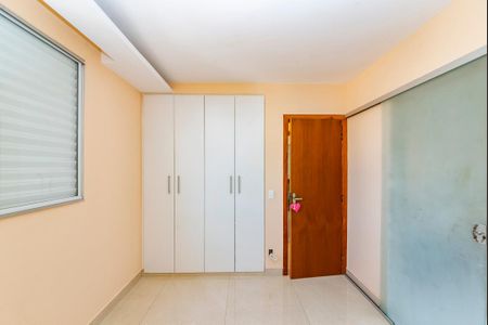 Casa de condomínio à venda com 90m², 3 quartos e 2 vagas Casa de condomínio à venda com 90m², 3 quartos e 2 vagasSemi Suíte 2