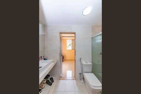 Casa de condomínio à venda com 90m², 3 quartos e 2 vagas Casa de condomínio à venda com 90m², 3 quartos e 2 vagasBanheiro Semi Suítes