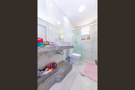 Casa de condomínio à venda com 90m², 3 quartos e 2 vagas Casa de condomínio à venda com 90m², 3 quartos e 2 vagasBanheiro da Suíte