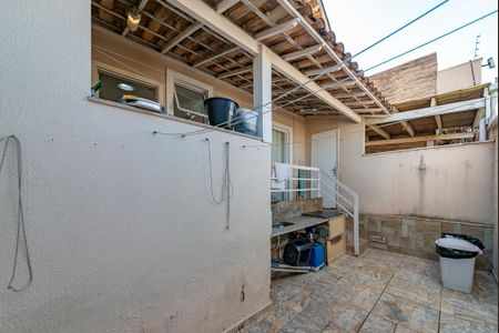 Casa de condomínio à venda com 90m², 3 quartos e 2 vagas Casa de condomínio à venda com 90m², 3 quartos e 2 vagasÁrea de Serviço