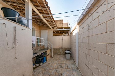 Casa de condomínio à venda com 90m², 3 quartos e 2 vagas Casa de condomínio à venda com 90m², 3 quartos e 2 vagasÁrea de Serviço