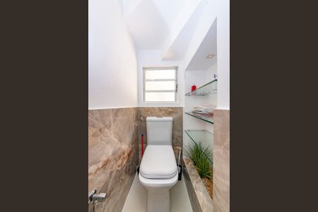 Casa de condomínio à venda com 90m², 3 quartos e 2 vagas Casa de condomínio à venda com 90m², 3 quartos e 2 vagasLavabo