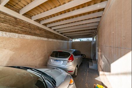 Casa de condomínio à venda com 90m², 3 quartos e 2 vagas Casa de condomínio à venda com 90m², 3 quartos e 2 vagasGaragem