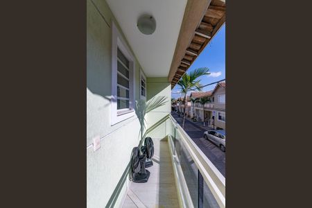 Casa de condomínio à venda com 90m², 3 quartos e 2 vagas Casa de condomínio à venda com 90m², 3 quartos e 2 vagasVaranda