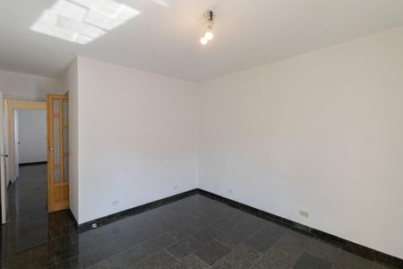 Casa para alugar com 108m², 2 quartos e 3 vagasSuíte
