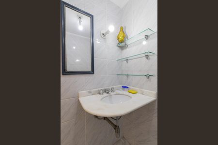 Casa para alugar com 108m², 2 quartos e 3 vagasBanheiro Suíte