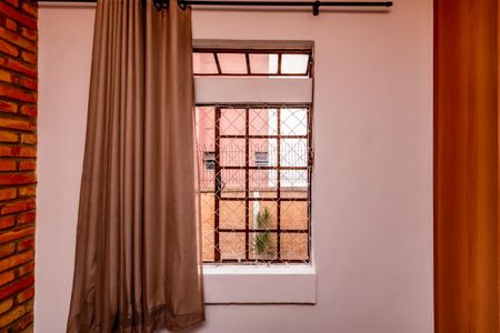 Casa à venda com 360m², 5 quartos e 2 vagas Casa à venda com 360m², 5 quartos e 2 vagasQuarto 3