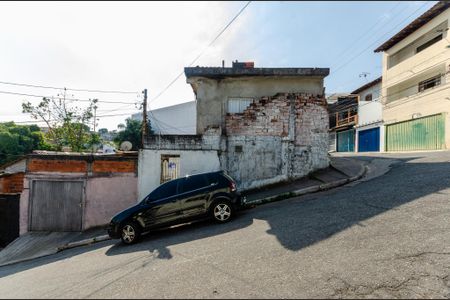 Casa para alugar com 70m², 2 quartos e sem vagaFachada