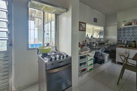 Casa de condomínio para alugar com 330m², 5 quartos e 5 vagascozinha