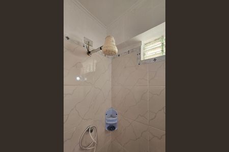 Casa de condomínio para alugar com 330m², 5 quartos e 5 vagasbanheiro da suíte 1