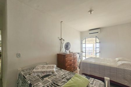 Casa de condomínio para alugar com 330m², 5 quartos e 5 vagasSuíte 1