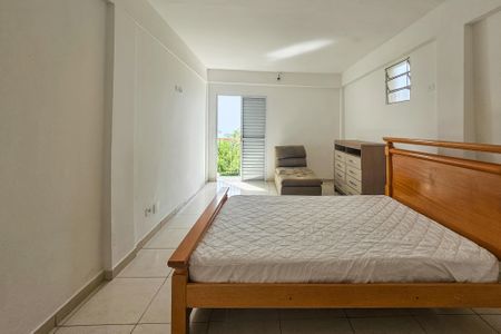 Casa de condomínio para alugar com 330m², 5 quartos e 5 vagassuíte 4