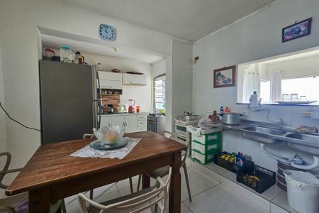 Casa de condomínio para alugar com 330m², 5 quartos e 5 vagascozinha