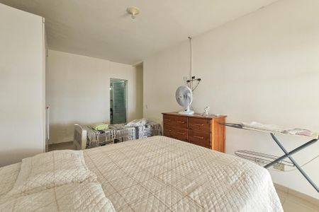 Casa de condomínio para alugar com 330m², 5 quartos e 5 vagasSuíte 1