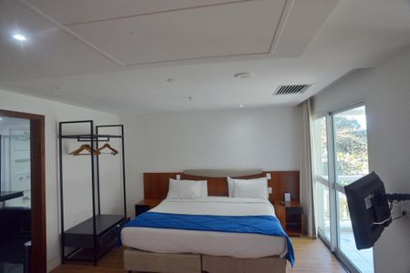 Quarto de apartamento à venda com 1 quarto, 53m² em Barra da Tijuca, Rio de Janeiro