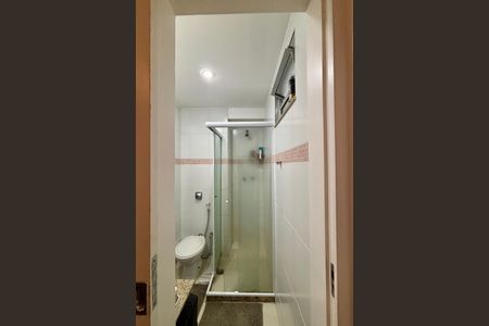 Apartamento à venda com 100m², 2 quartos e sem vagaBanheiro da Suíte